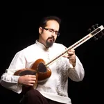 میدیا فرج نژاد