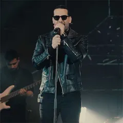 اجرای موزیک اینا 