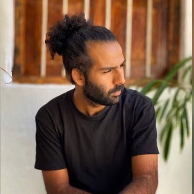 artist profile img